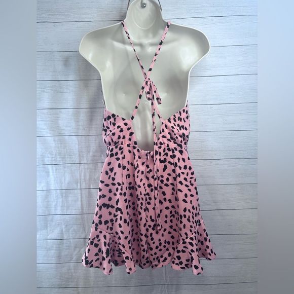 Boutique Brand Pink Black Cheetah Print Backless Tie Romper Ruffle Hem 💗 - Picture 5 of 9